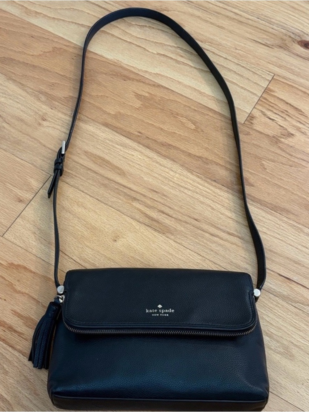 ✨Kate Spade Chester Street Black Pebbled Crossbody Bag✨